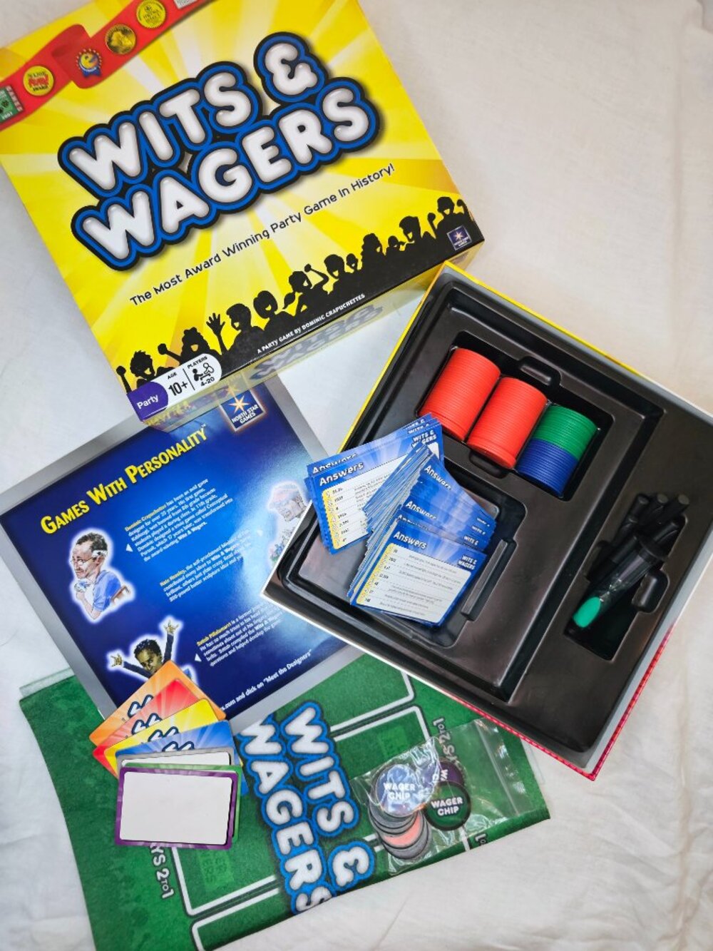 10+ Wits & Wagers 2nd Edition Board Trivia Game 4-20 Players